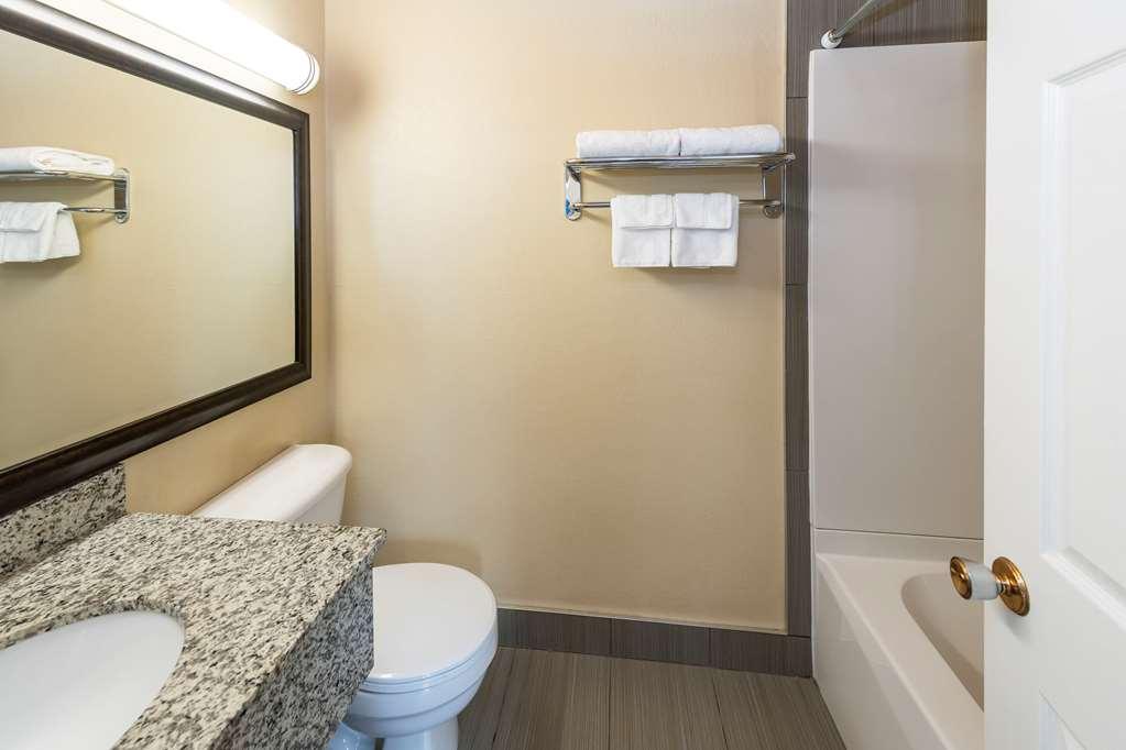 Econolodge Inn&Suites Medicine Hat Esterno foto