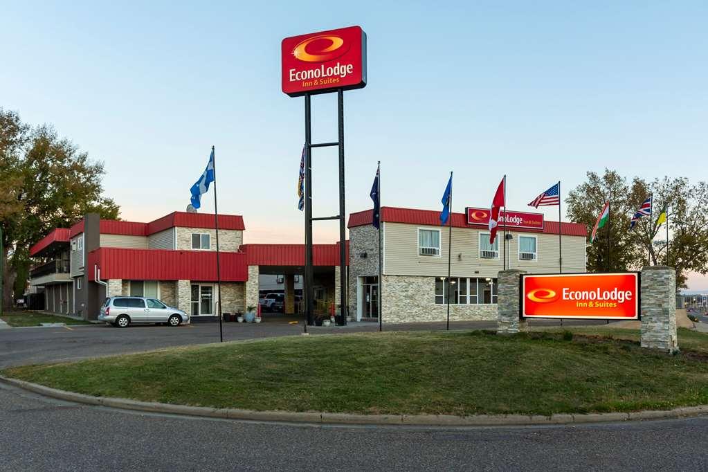 Econolodge Inn&Suites Medicine Hat Esterno foto