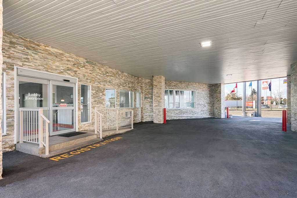 Econolodge Inn&Suites Medicine Hat Esterno foto